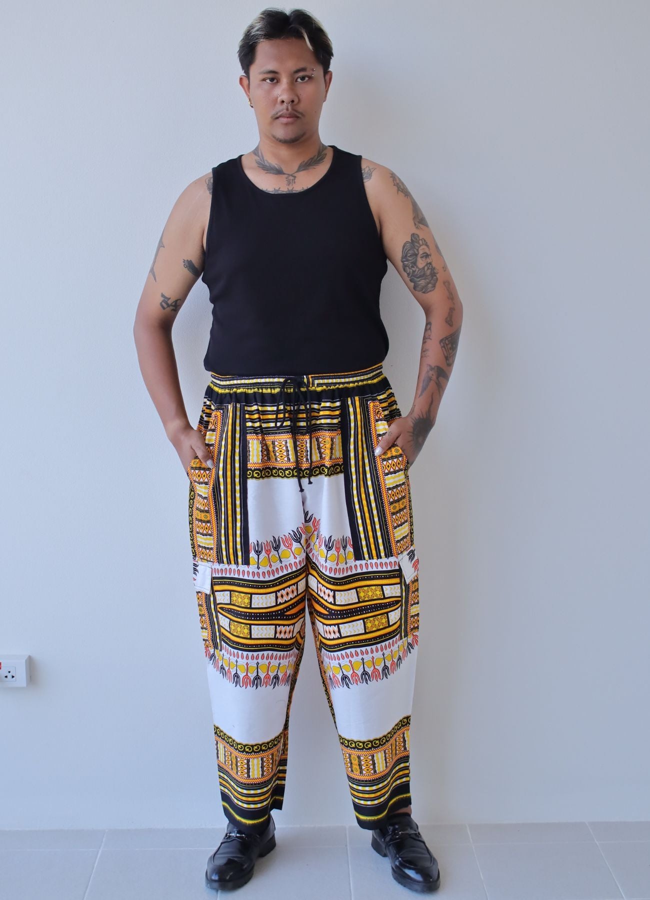 DA'IKI Loose and Casual Mens Cotton African Dashiki Pants Cargo Khakis Ankara Art